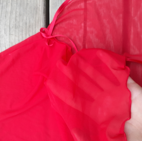 Red teddy lace and sheer tied in the neck - Picture 2 of 3
